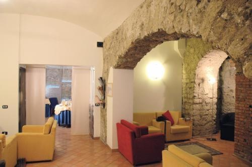 Caravaggio Hotel image 8