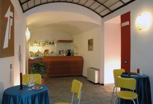 Caravaggio Hotel image 9